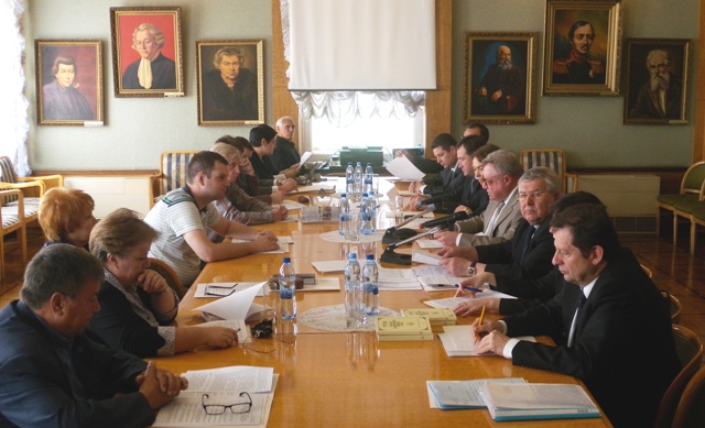 Комитет образования Государственной Думы ФС РФ совместно с Вольным экономическим обществом России провели рабочее совещание